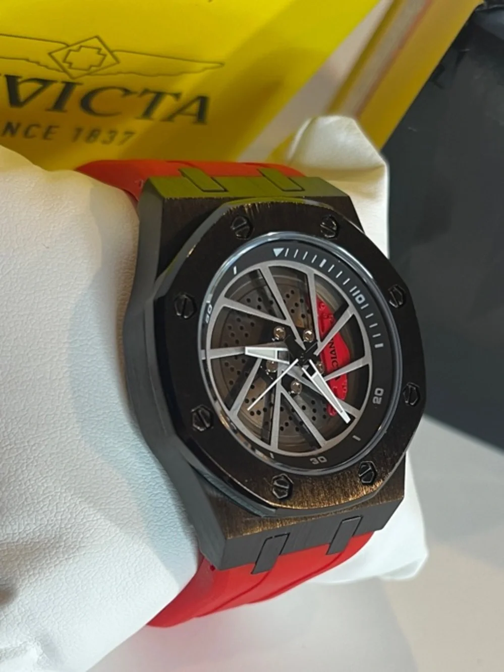 Invicta Speedway Rim Men's Watch - 42mm, Red (69491)